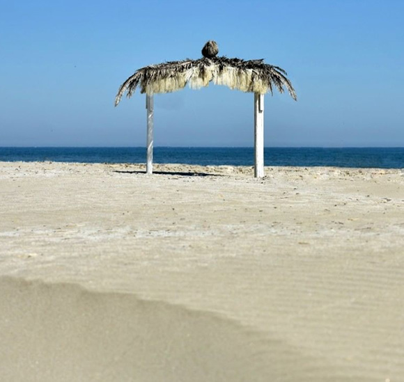 gazebo in riva al mare