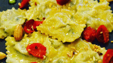ravioli al pomodorino fresco e pistacchi ravioli di magro